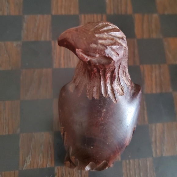 Vintage 1970s ironwood hand carved eagle statue 6" in - Picture 5 of 9